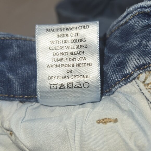 Classic Denim Wide Leg Jeans - Picture 10 of 10